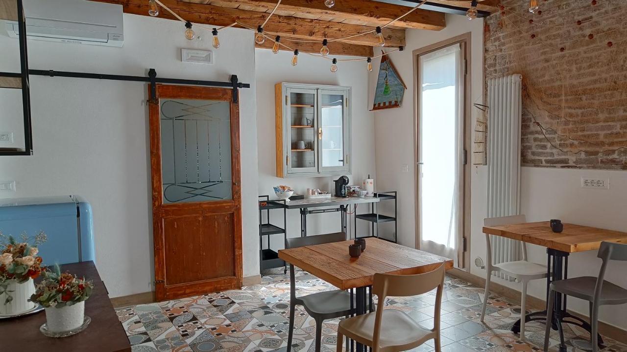 Casa Cuccagna Chioggia - Vista Canal Vena Exteriör bild