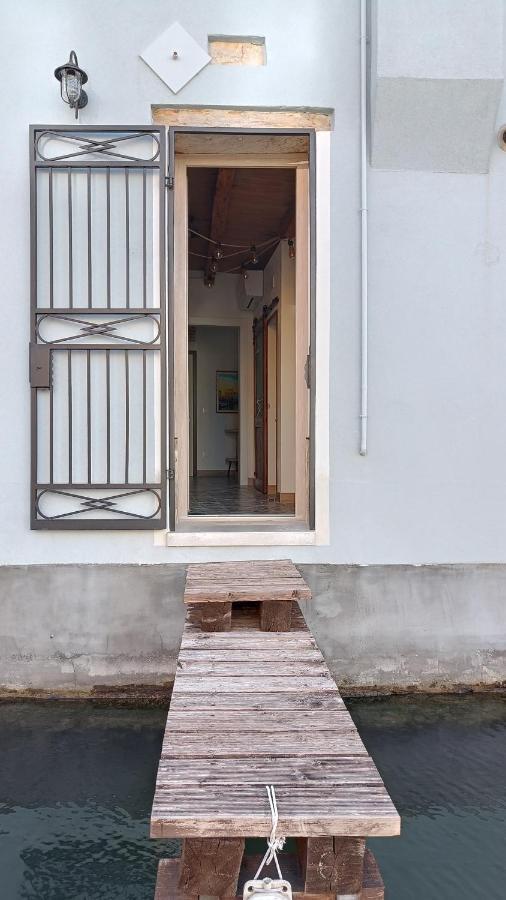 Casa Cuccagna Chioggia - Vista Canal Vena Exteriör bild